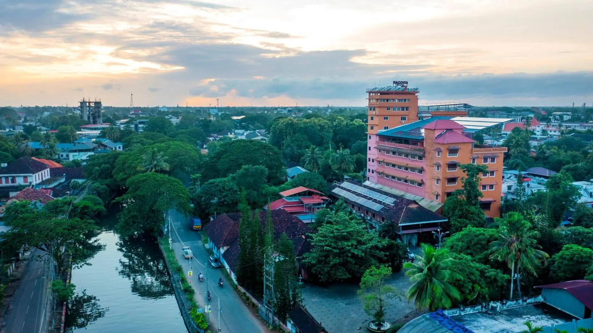 Pagoda Resorts Alleppey Alappuzha Hotel