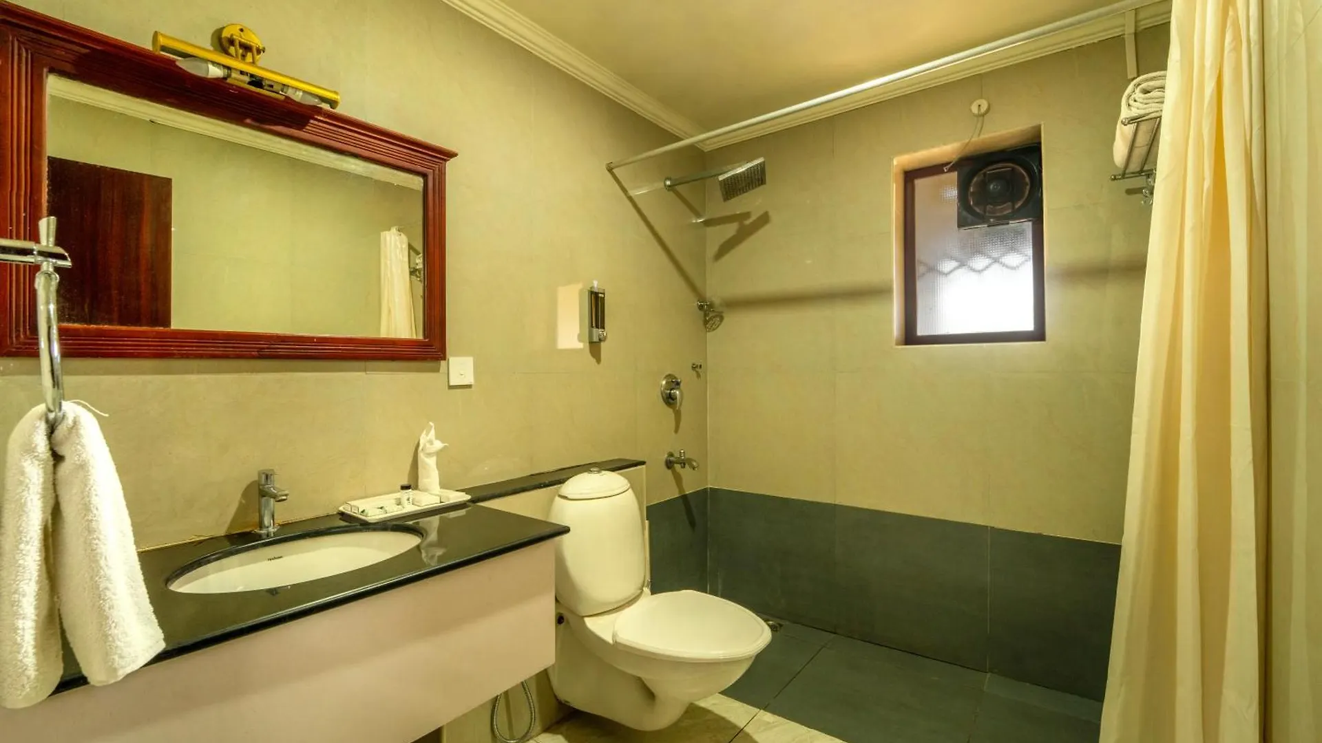 Pagoda Resorts Alleppey Alappuzha Inde